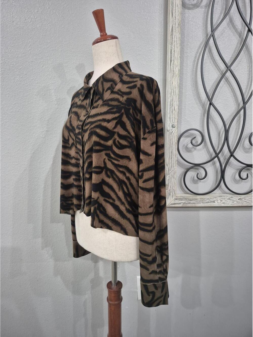 NORMA KAMALI Cropped Oversized Shirt Size.Small - Picture 5 of 8